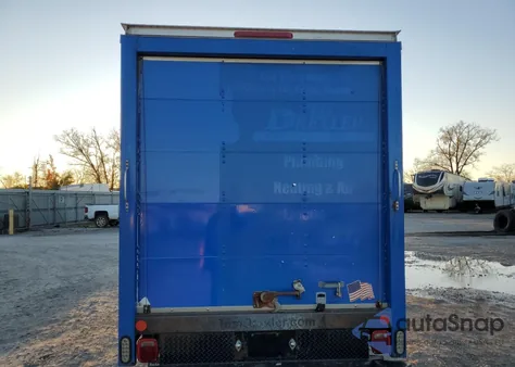 2017 Ford Transit T-350 z USA, uszkodzony, nr VIN 1FDBW5PM0HKB43460